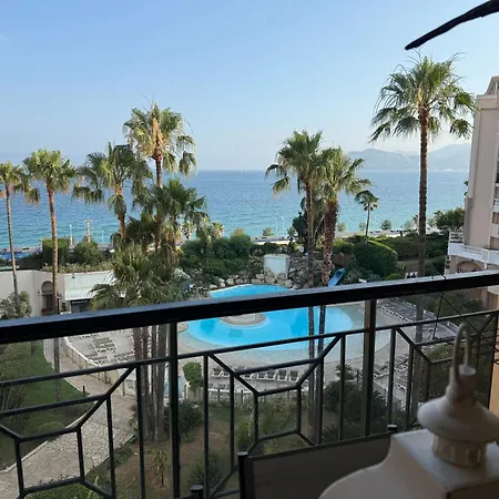 A 2 Minutes De La Vue Et Piscine 戛纳