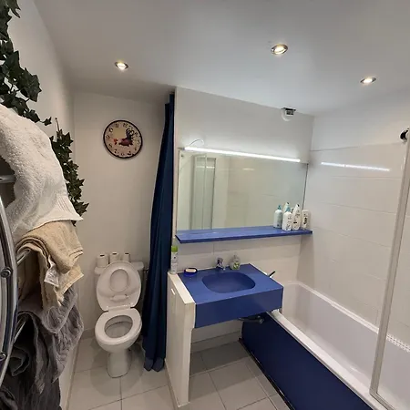 A 2 Minutes De La Vue Et Piscine Lägenhet *