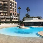 A 2 Minutes De La Vue Et Piscine